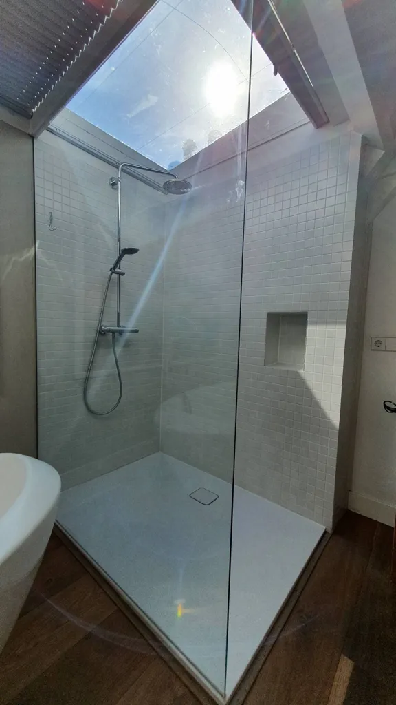 Bagni - Furnished Apartment with Terrace in Weimarstraat