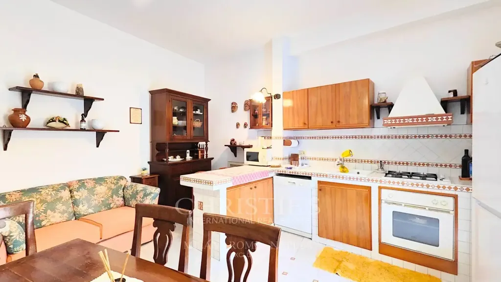 Söögituba - Apartment with Balcony in Chiaia, Naples