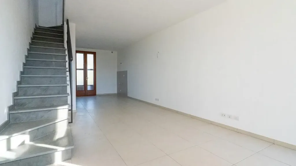 Séjour - Rearranged Apartment with Garden in Petrazzi