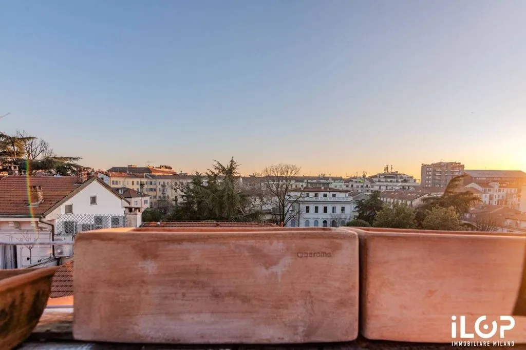 Terrass - Luxury Flat with Double Exposure in Milan
