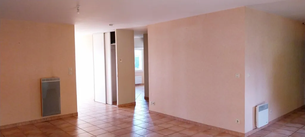 Esik - Contemporary House with Garden near Libourne