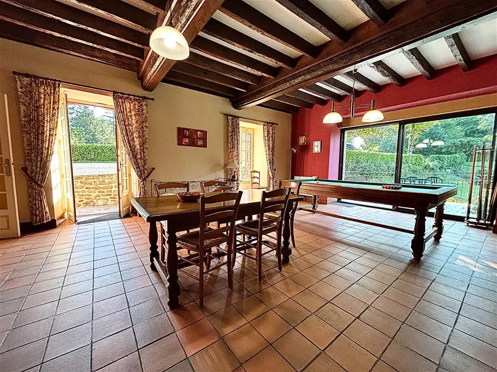 Maison 7 pièces à Ernee