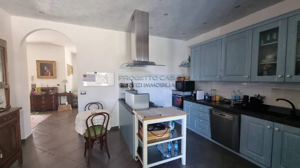 Cuisine - Semi-detached Villa with Garden in Bra