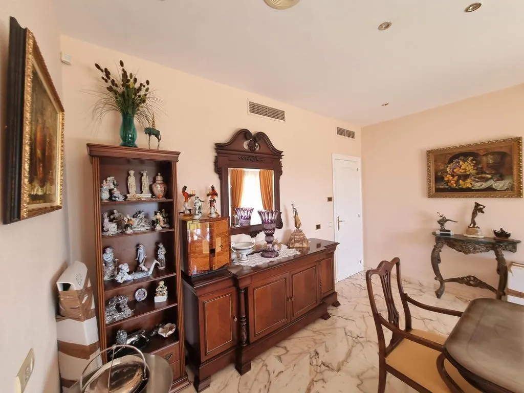 Söögituba - Chalet with Sea Views in L'Ametlla de Mar