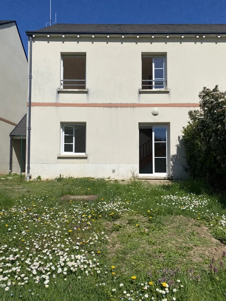 Extérieur - Pavillon 4 Chambres avec Terrasse à Étampes