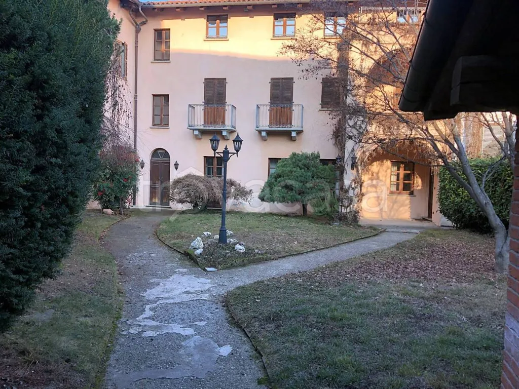Garden - Historic Villa with Panoramic View in Costigliole Saluzzo