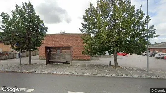 Extérieur - Warehouse for Sale with High Yield in Løsning