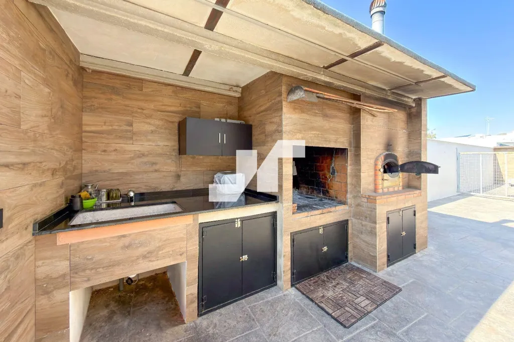 Terrasse - Contemporary Chalet with Private Pool in Madrigal