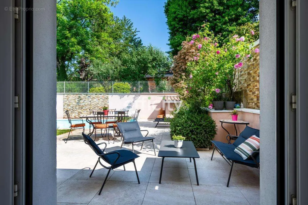 Terrass - House with Pool in Saint Rambert le Haut