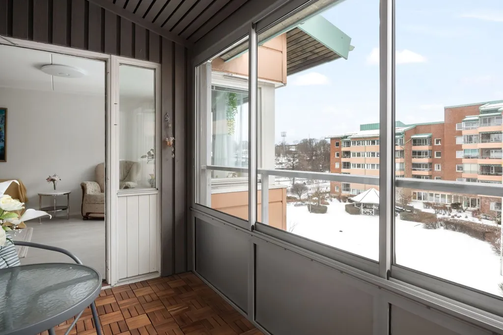 Balcon - 55+ Apartment with Balcony in Central Gothenburg