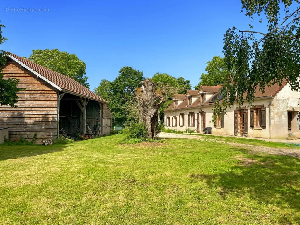 Aed - Historic Property with Equestrian Facilities in Saint-Martin-d'Ordon