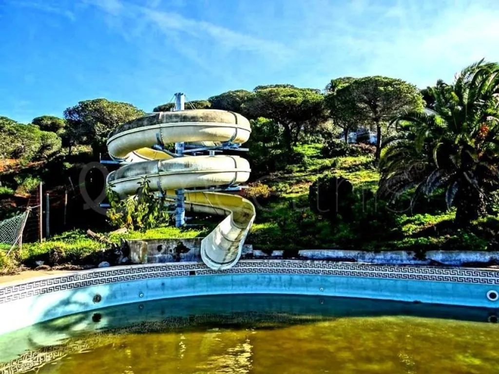 Piscina - Mixed-Use Land with Sea View in Altura