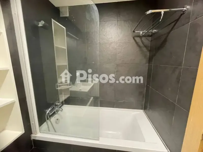 Salles de bain - Apartment with City Centre Views in Burgos