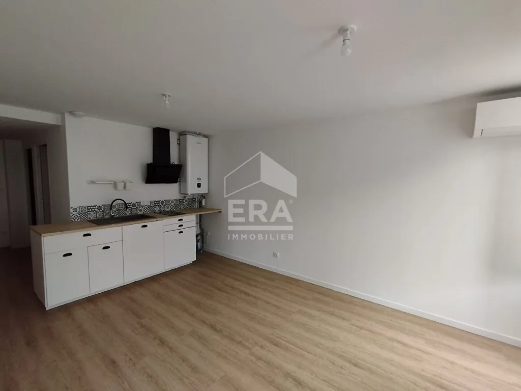 Köök - Renovated 2-Bed Flat in Quiet Centre