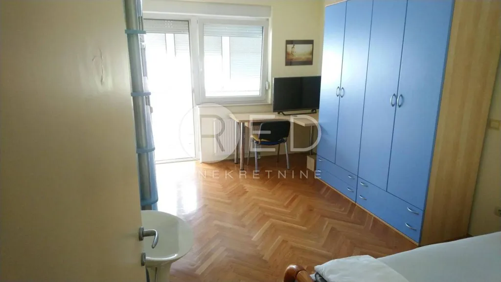 Magamistoad - Spacious Flat with Loggias in Osijek Centre