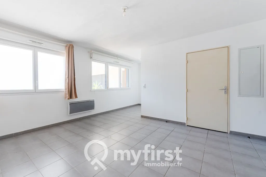 Rooms - Spacious Studio with Parking in La Seyne-sur-Mer