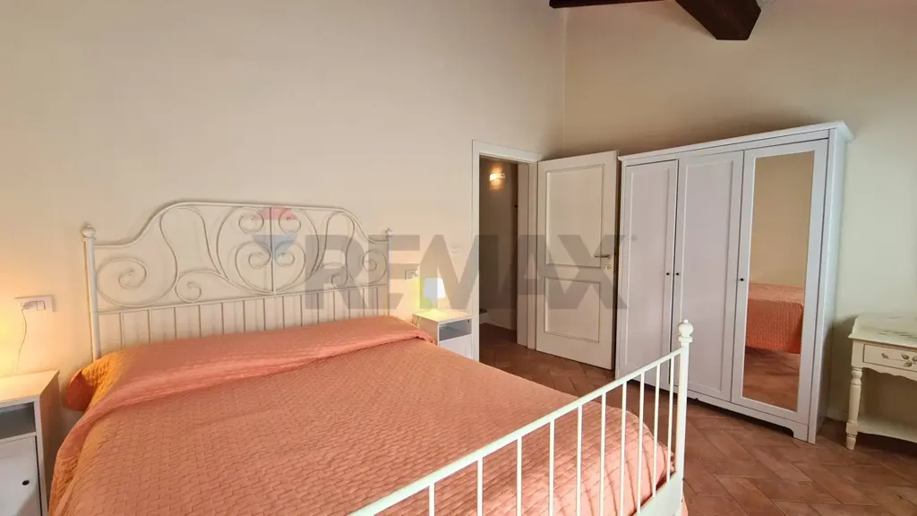 Magamistoad - Bifamiliar Villa with Garden in Gambassi Terme