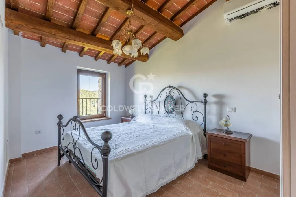 Magamistoad - Rustic Terraced House with Panoramic Terrace in Collazzone