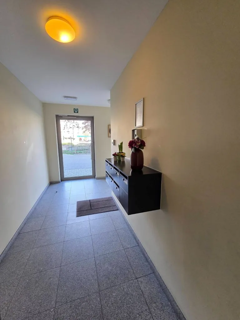 Esik - Apartment with Terrace in Central Machelen