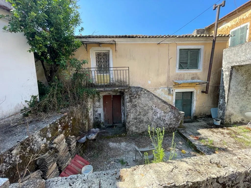 Jardin - Maisonette with Land in Allimatades, Corfu