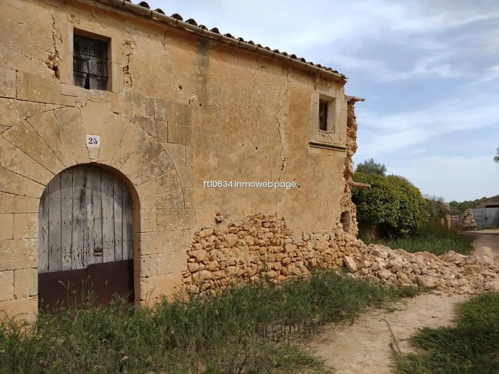Välivaade - Luxury Farmhouse with Stone Walls in Algaida