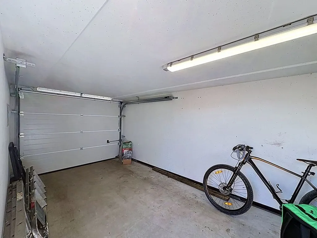 Garage - Duplex Moderne avec Terrasse à Ninove