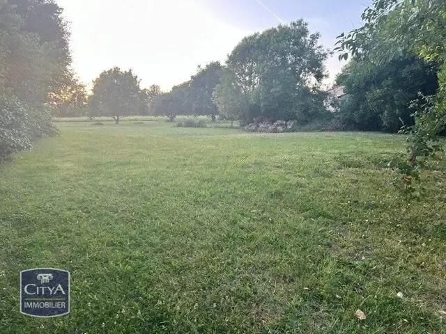 Jardin - Terrain Plat avec Vue Dégagée à Gargas