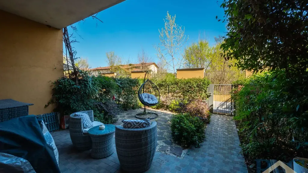 Aed - Luxury Apartment with Private Garden in Milan