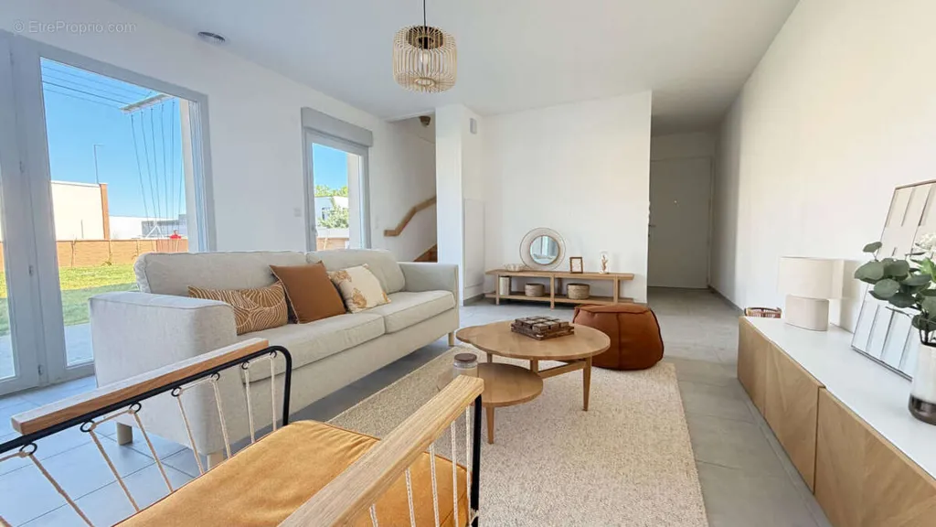 Soggiorno - Modern House with Garden in Pibrac