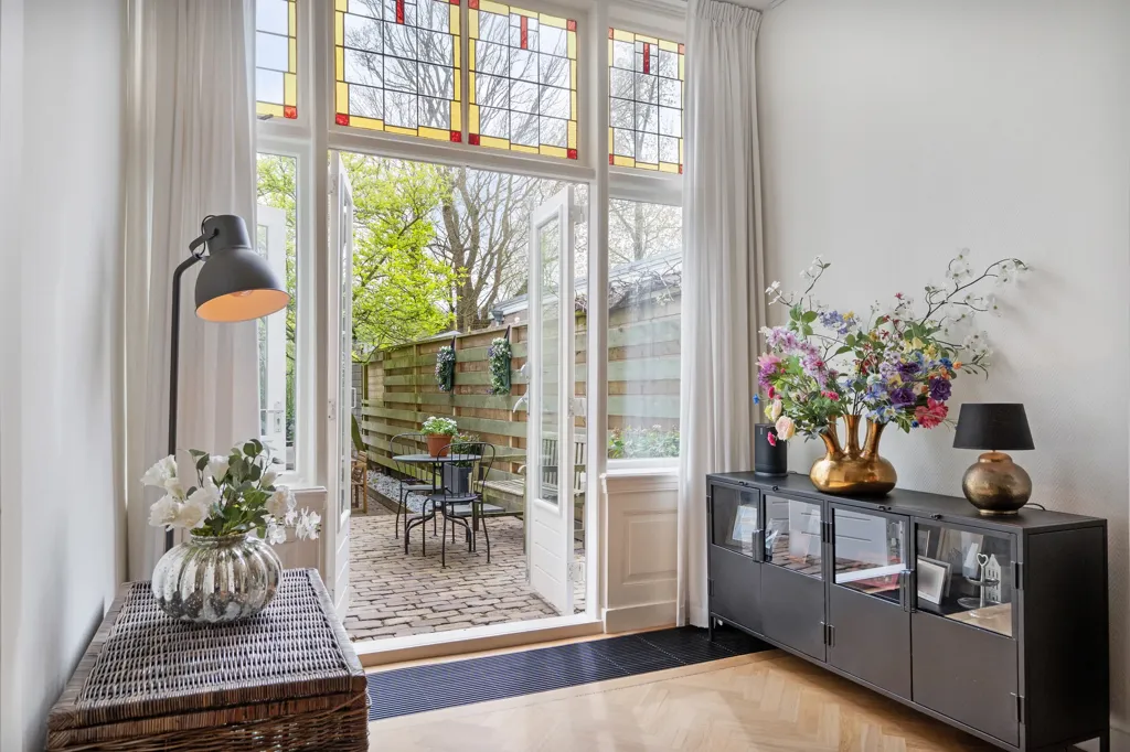 Esik - 5-toaline korter asukohas Den Haag
