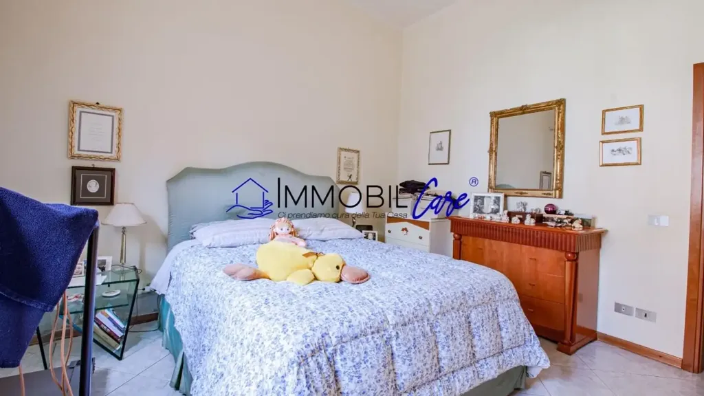 Chambres - Spacious Apartment with Veranda in Livorno