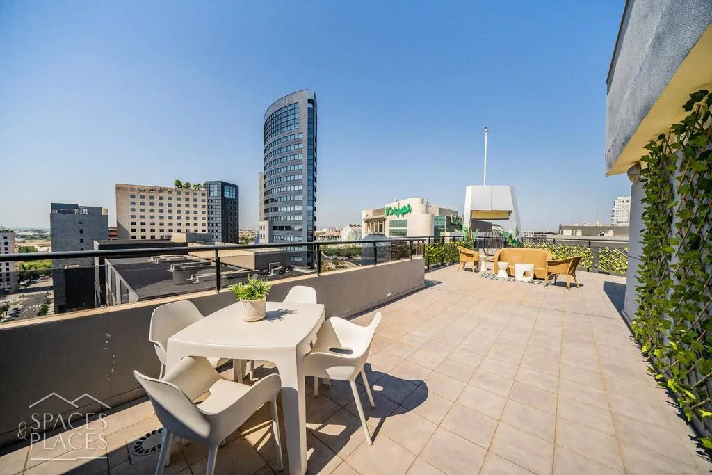 Terrasse - Luxury Penthouse with Pool in Valencia