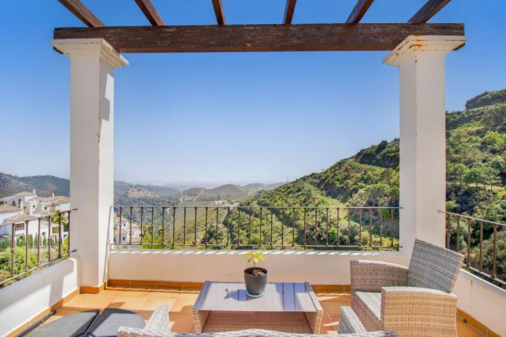 Terrass - Andalucian Villa with Pool in Benahavís