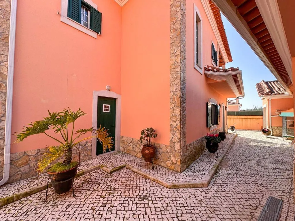 Jardin - Luxury Villa with Garden in Póvoa de Santarém