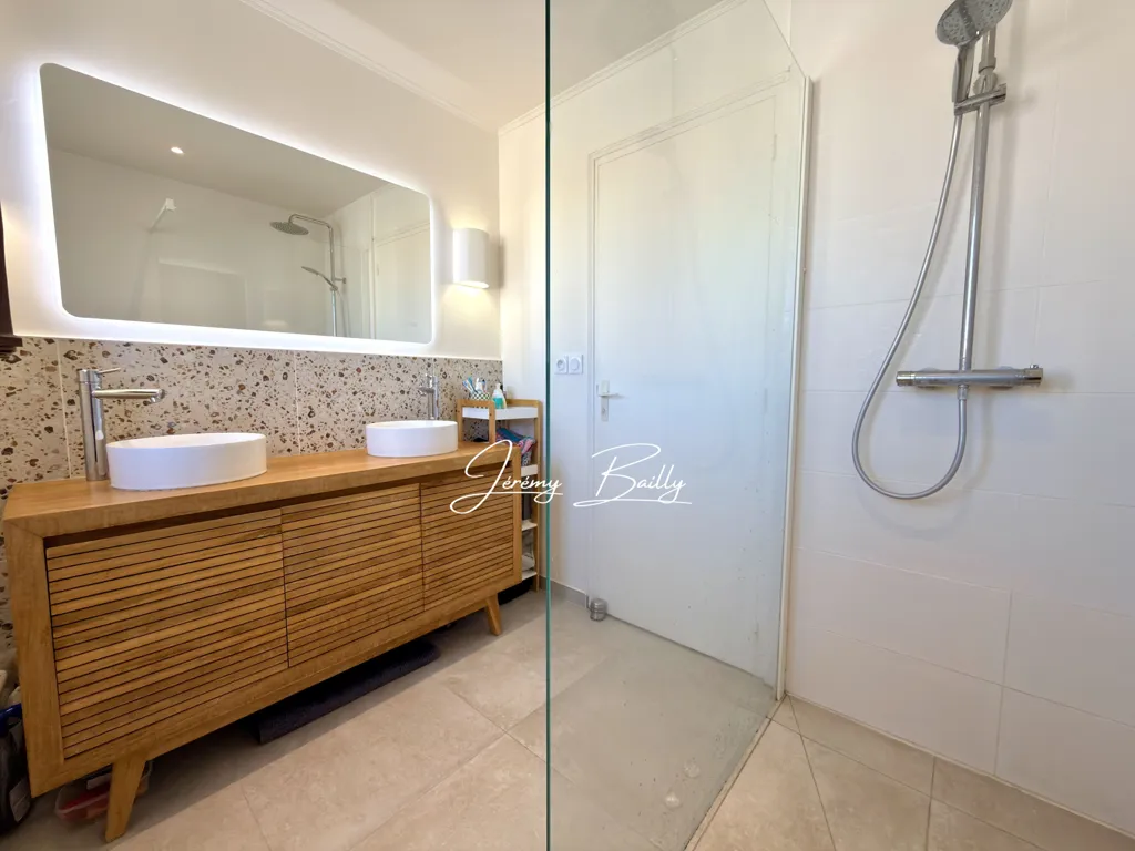 Vannitoad - Renovated Character House with Pool in Saint-Estève