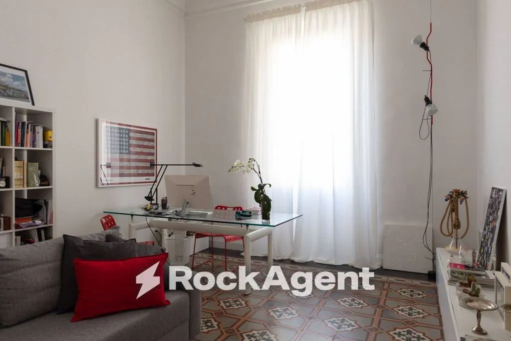 Luxury Apartment with Balcony in Leghorn