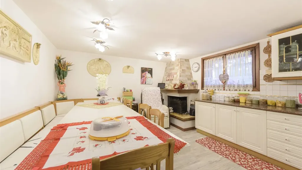 Salle à manger - Villa with 4000m² Garden in Vigonza