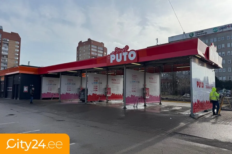 Local commercial 20 pièces à Rīga