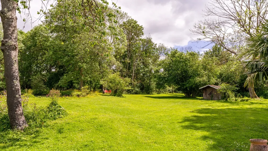 Garden - Renaissance Mill with Equestrian Facilities near Paris