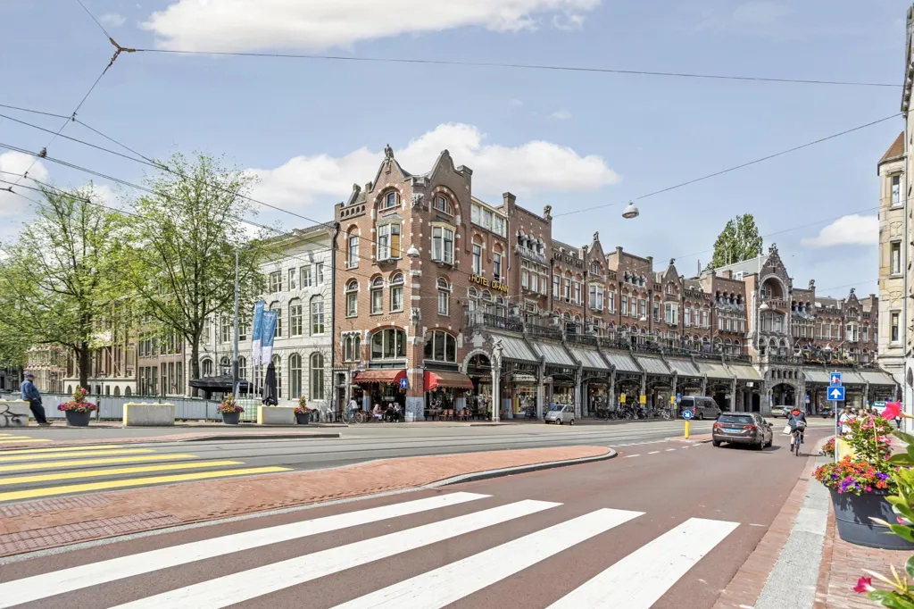 Välivaade - Historic Canal House with Two Units in Amsterdam