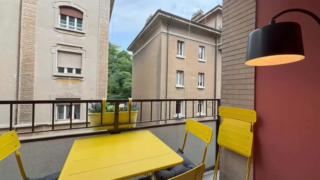 Balcon - Modern Studio with Terrace in Trieste