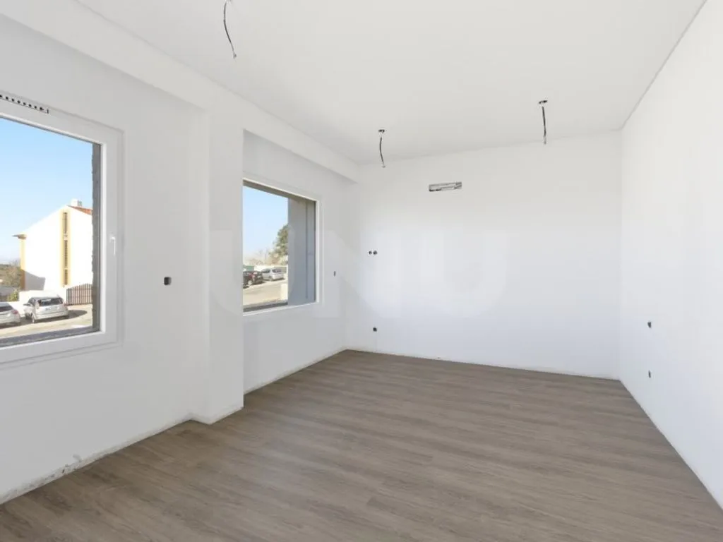 Pièces - Contemporary House in Private Condo, Mafra