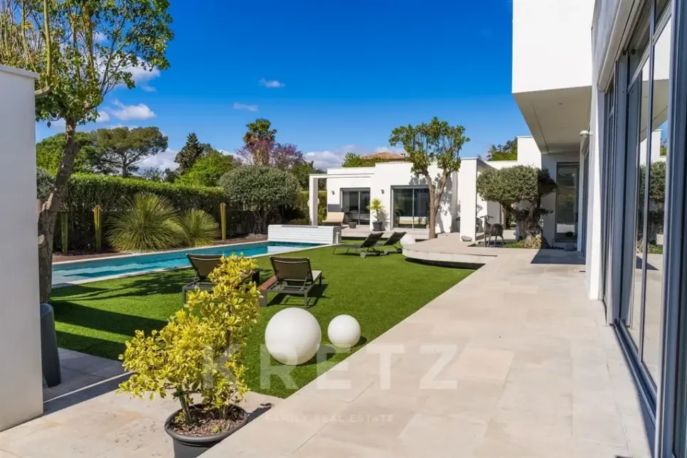 pool_area