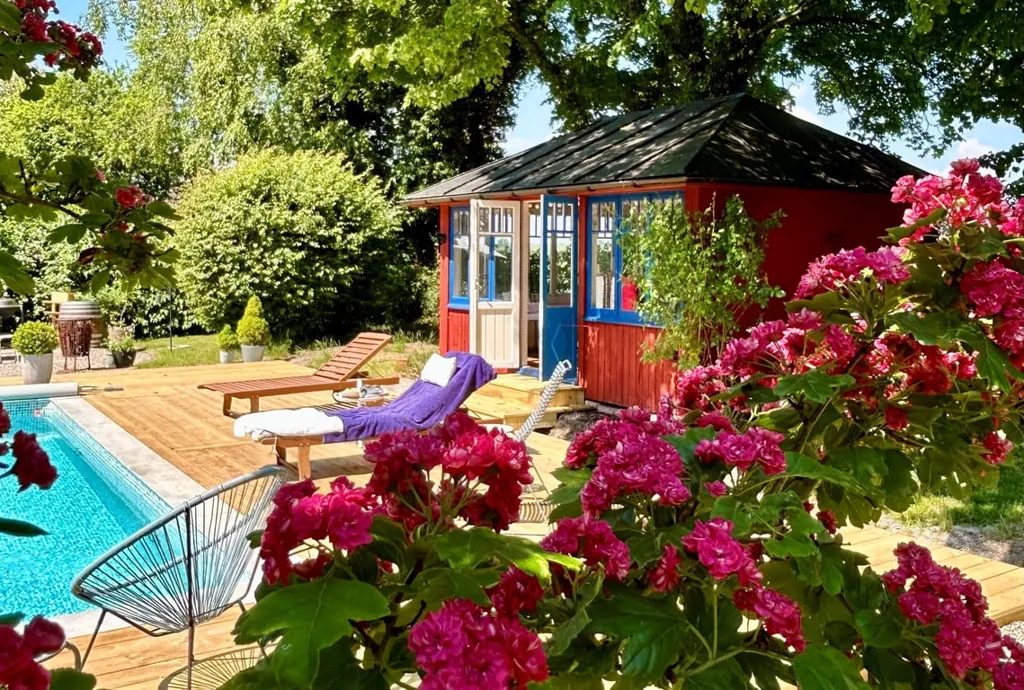 Bassein - Scandi Farmhouse with Pool and Views in Ystad