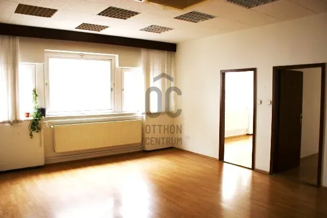 Rooms - Office Building with 24-Hour Security in Újlipótváros
