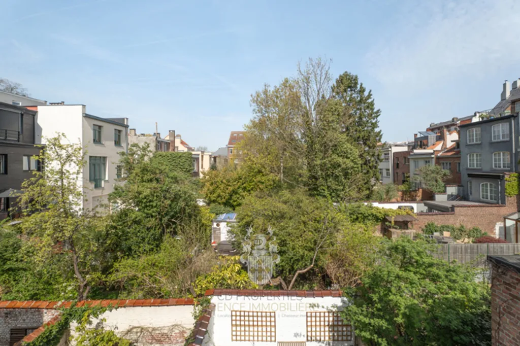 Aed - Renovated Character House with Terraces in Woluwe-Saint-Pierre