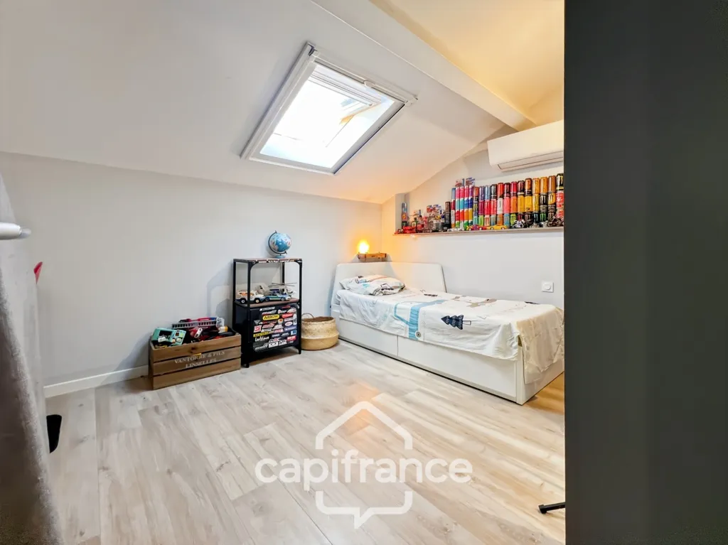 Magamistoad - Contemporary House with Pool in La Garde