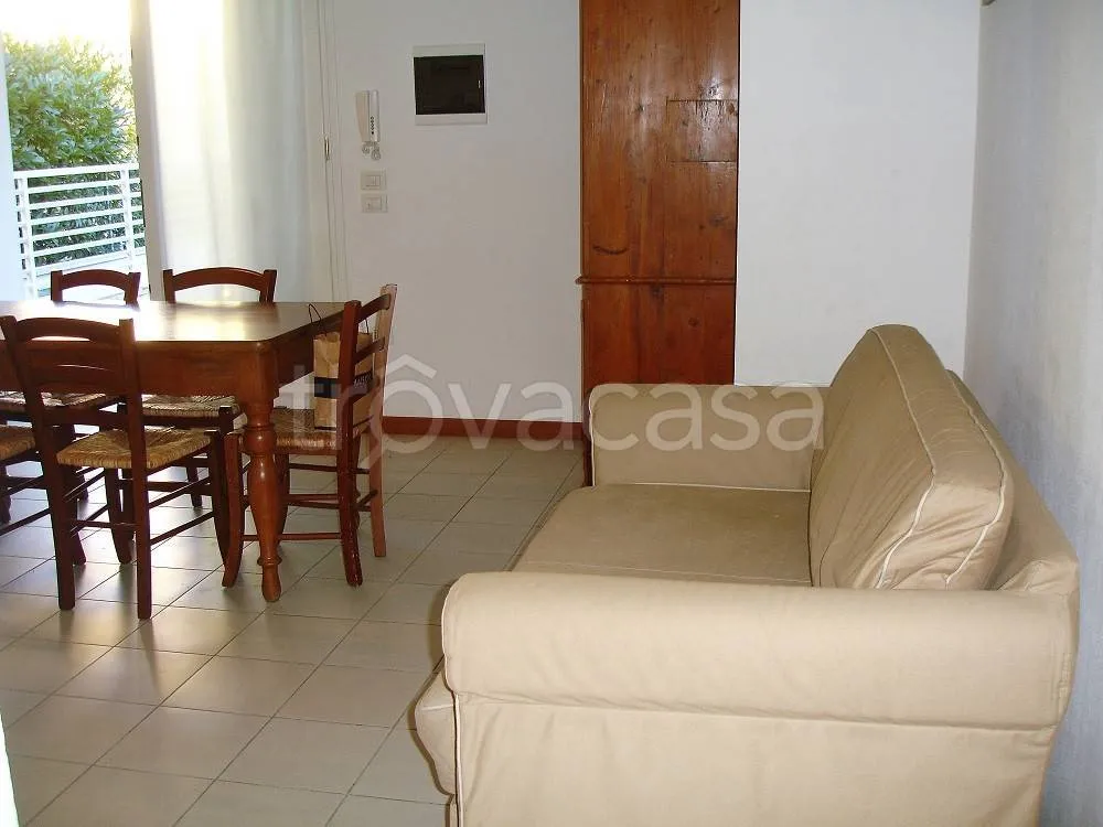 Salle à manger - Trilocale with Private Garden in Cervia