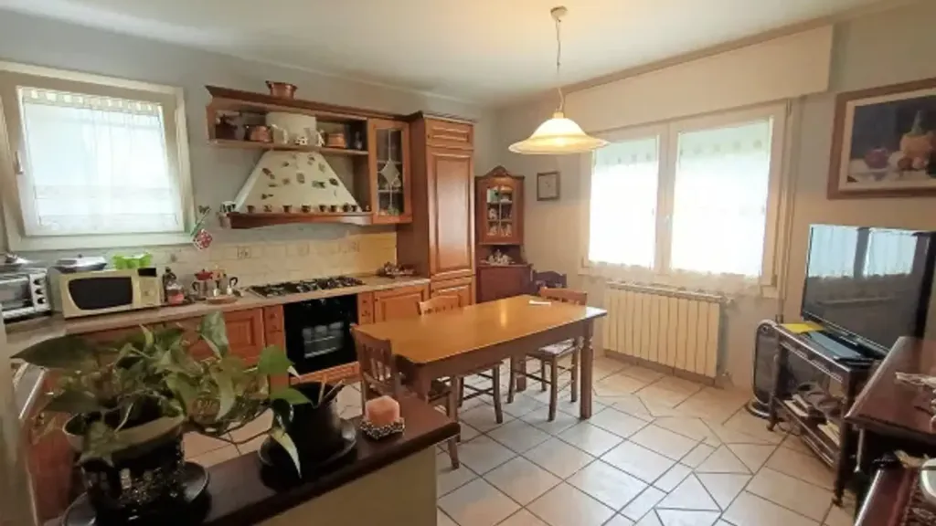 Dining Room - Eco-Friendly Villa with Private Garden in Adria