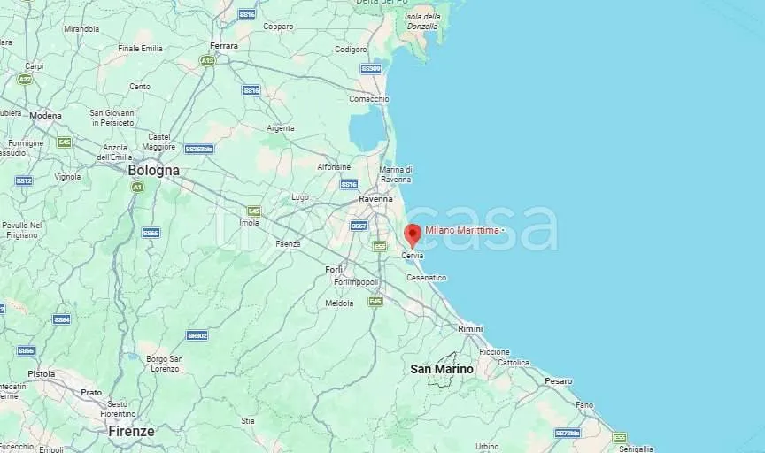 Ground Floor Apartment with Private Garage in Cervia